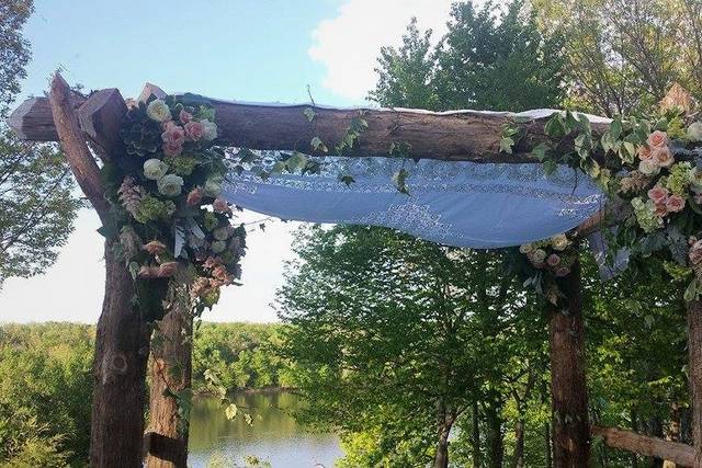 Appalachian Wedding Decor