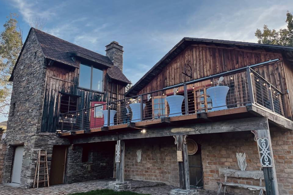 Large deck on barn