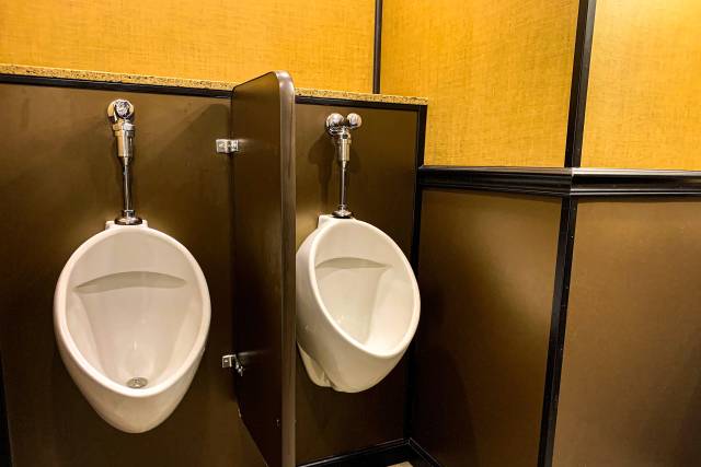 On Site Suite Wall Urinals