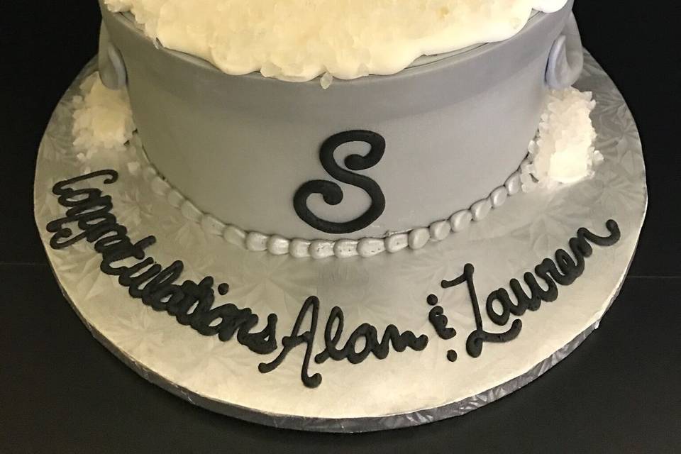 Single tier cake