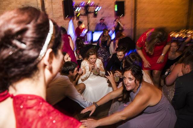 Making Weddings & Events Fun!!