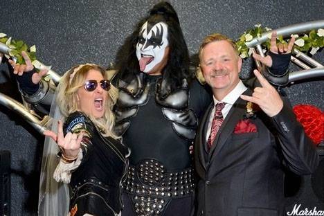 Kiss Wedding Chapel