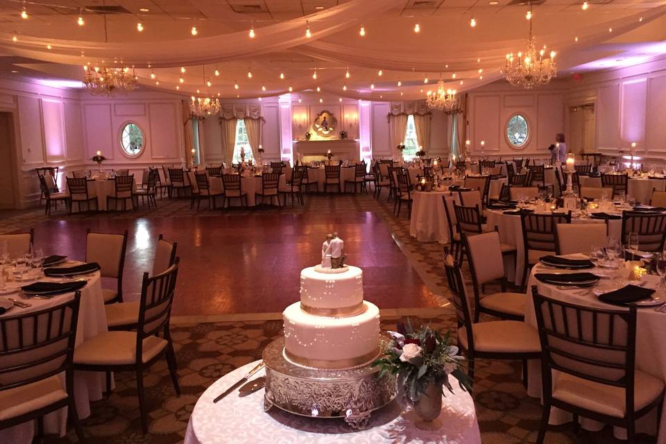 Cake Pin Spot, Wedding Up Lighting, Edison Lighting