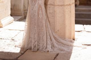 ALEXIA GAVELA BRIDAL