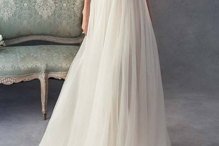 ALEXIA GAVELA BRIDAL