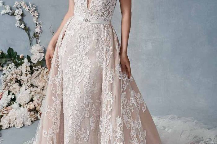 ALEXIA GAVELA BRIDAL