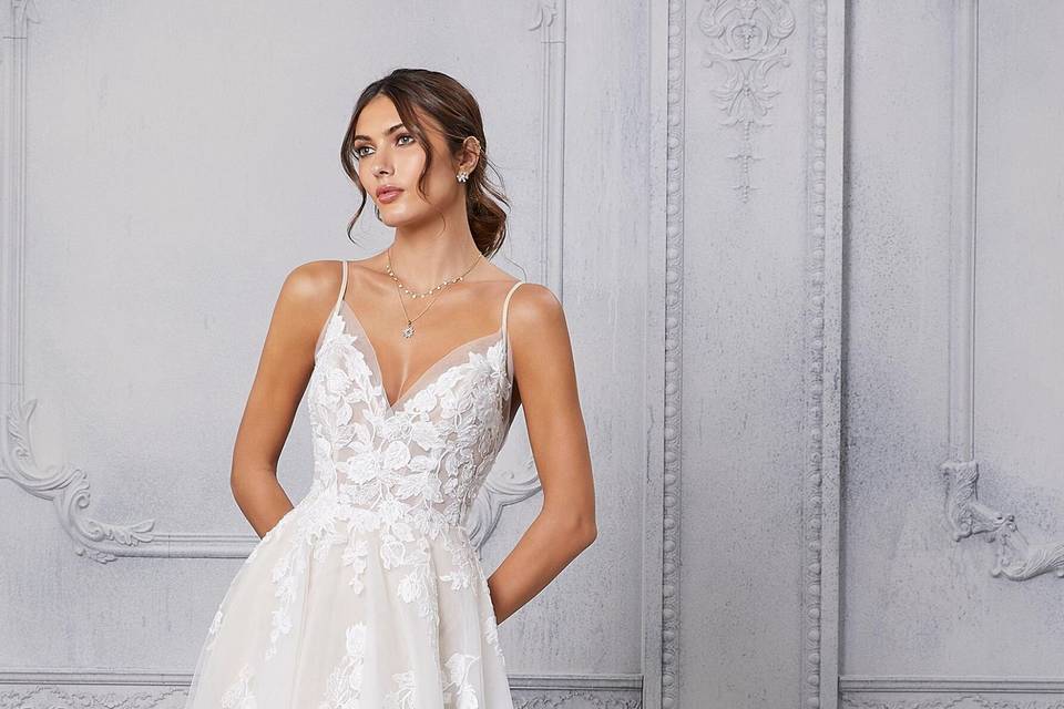 ALEXIA GAVELA BRIDAL