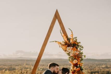 Fruitlands Kiss