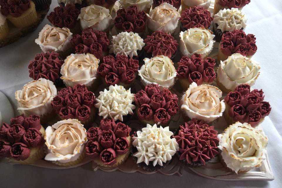 Floral cupcakes