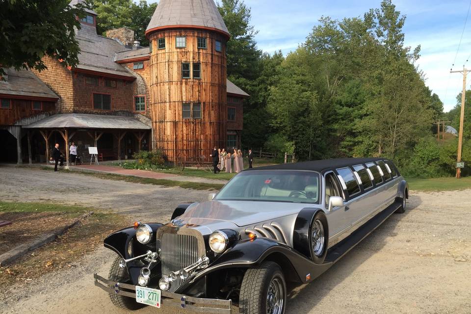 Adventure Limousine & Transportation