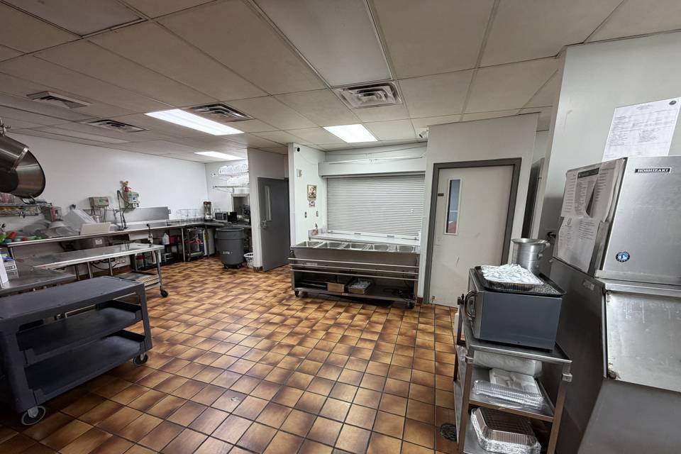 Kitchen pic 2