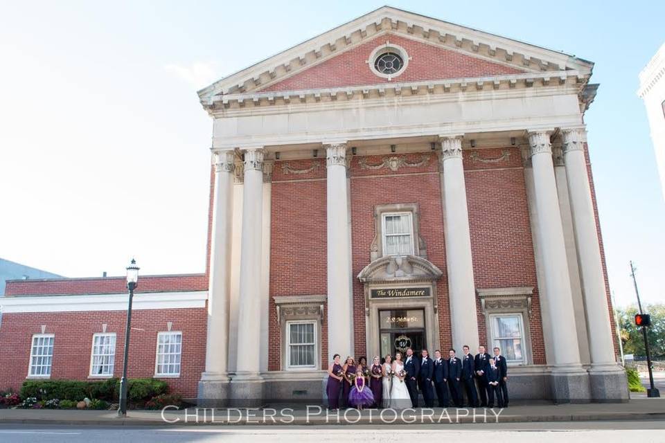 The front of the Windamere with Cori and Thomas and their bridal party