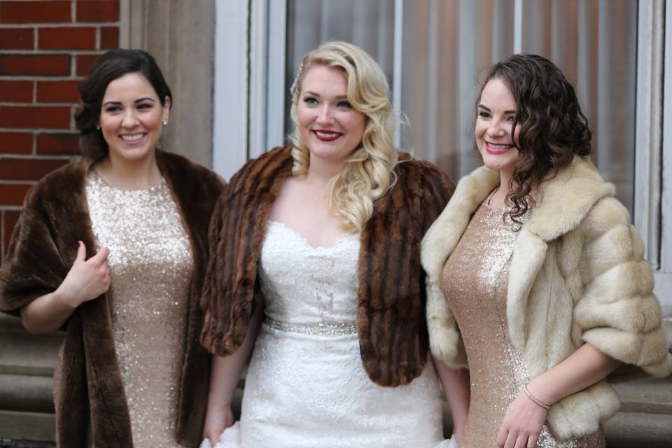 Sarah and her maids posing pretty before the ceremony.