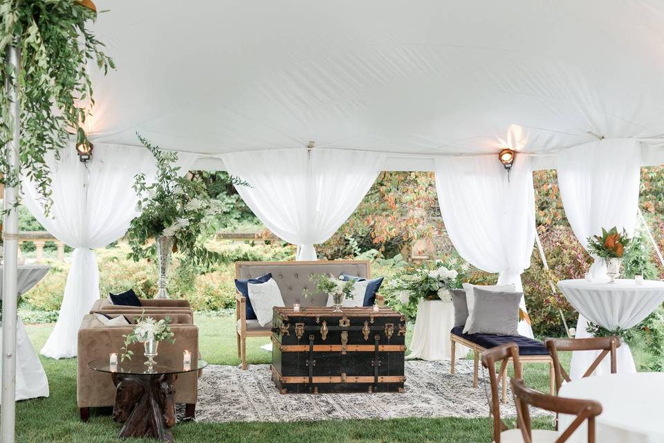 Outdoor Lounge