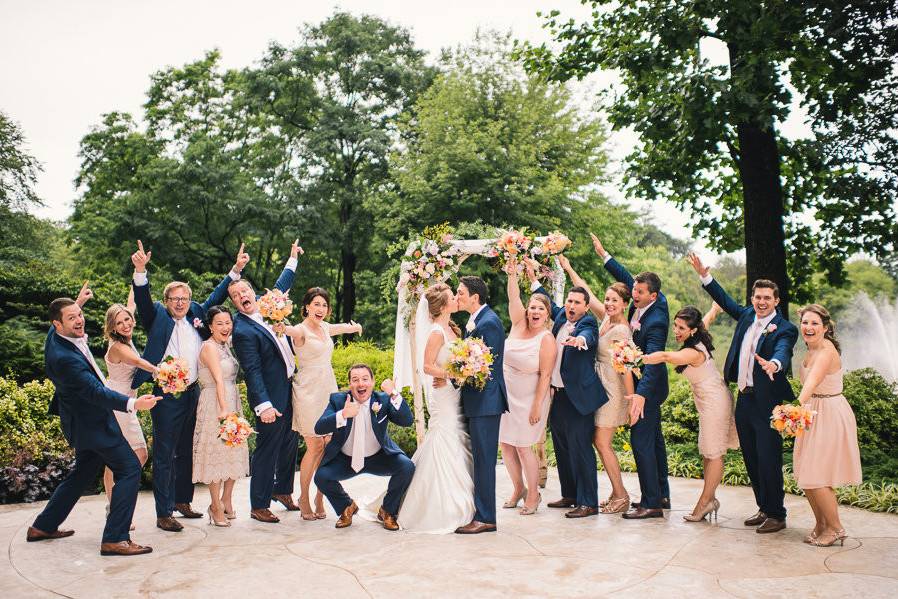 Outdoor ceremony arch