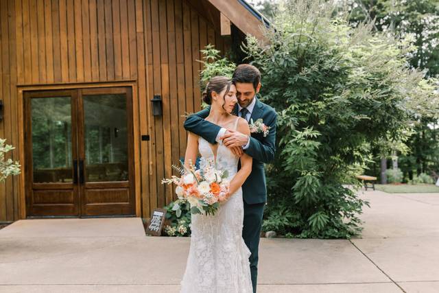 Romantic, Timeless & Editorial