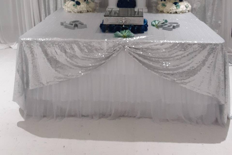 CAKE TABLE DECOR