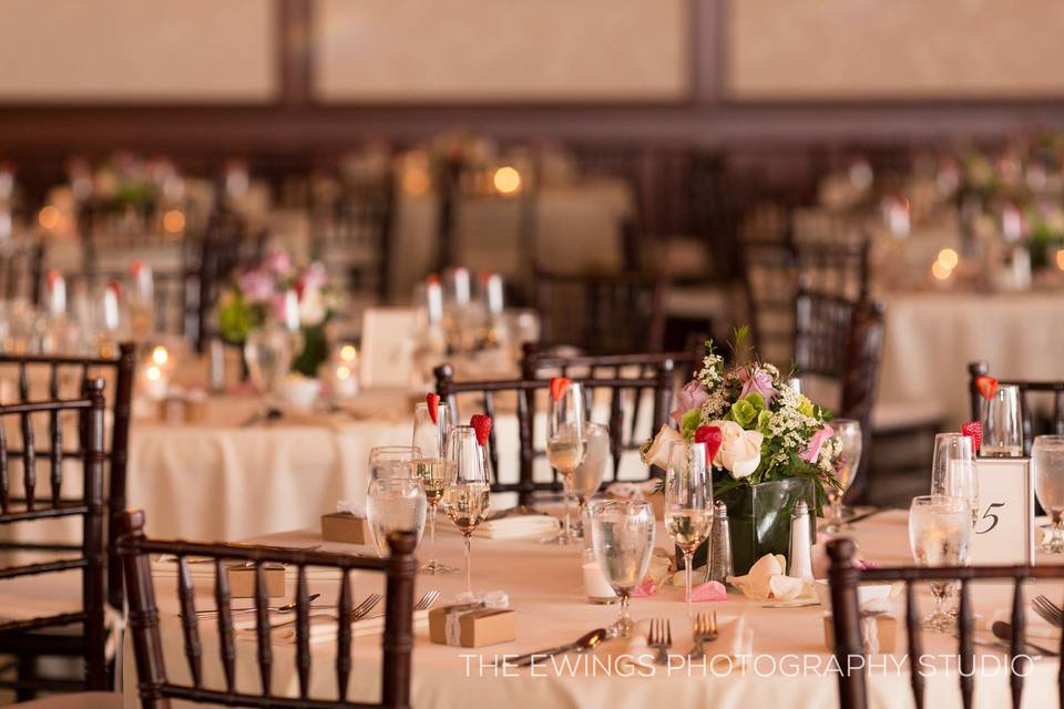 Reception table setup