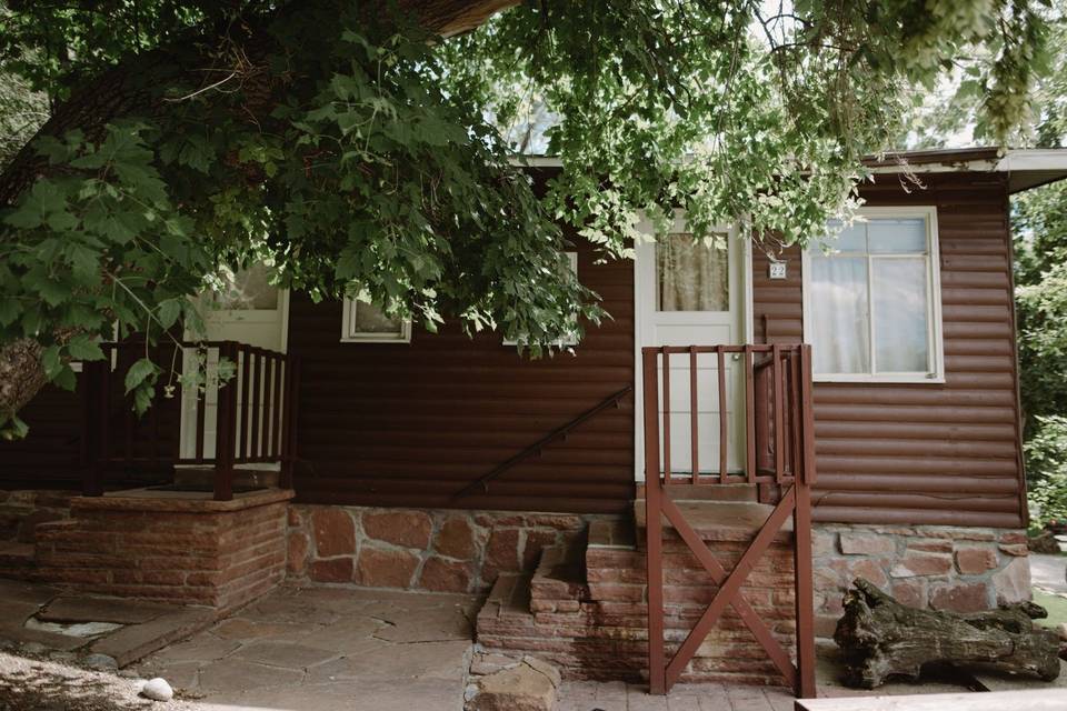 Stone Mountain Lodge and Cabins