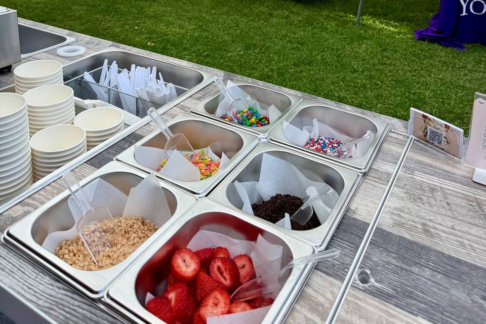 Churros and Sundaes cart