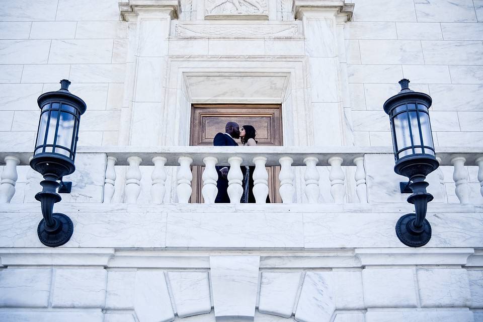 engagement photos at the DIA