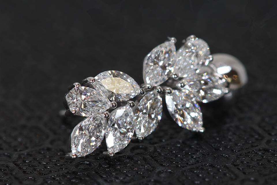 Marquise-and-pink-pearl-earrings_01_01.png