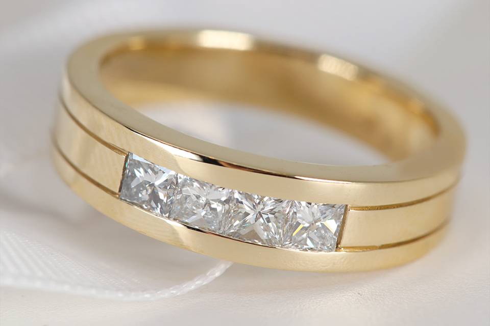 Princess-cut-diamond-mens-ring_02.png