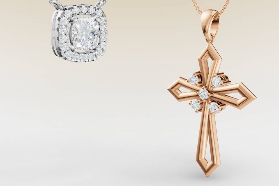 Womens necklaces.png
