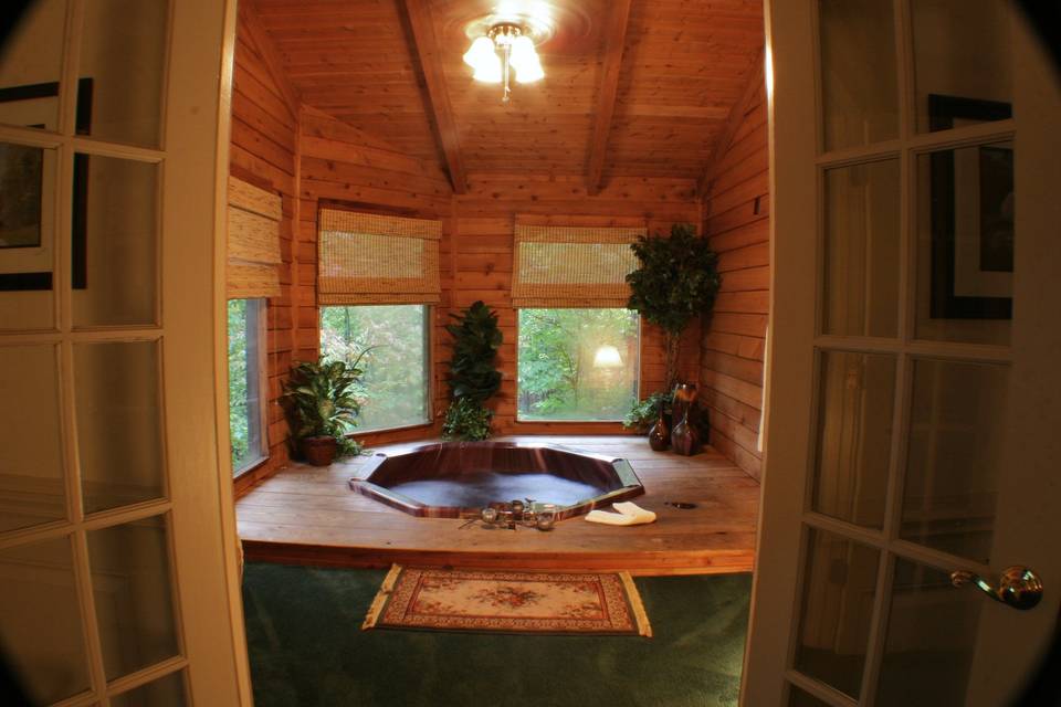 Honeymoon Cabin