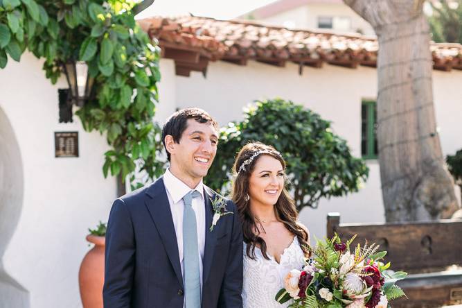 Casa Romantica San Clemente, lynne lucente floral design, miss hayley paige,24 carrots catering, events by katherine, camryn clair photography