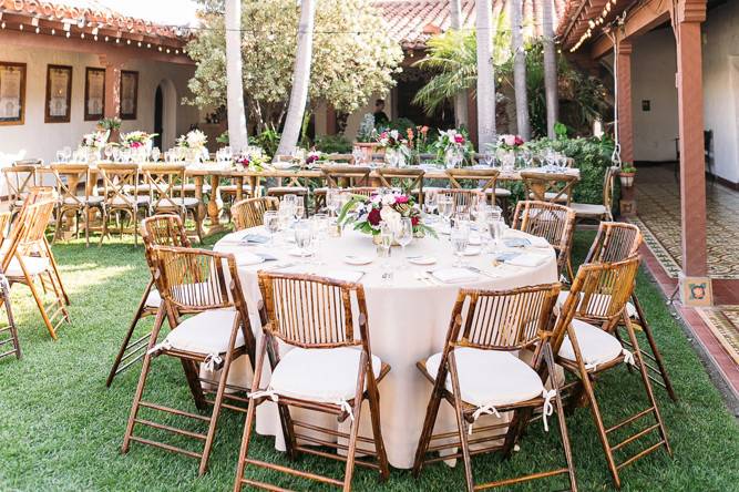 Casa Romantica San Clemente, lynne lucente floral design, miss hayley paige,24 carrots catering, events by katherine, camryn clair photography