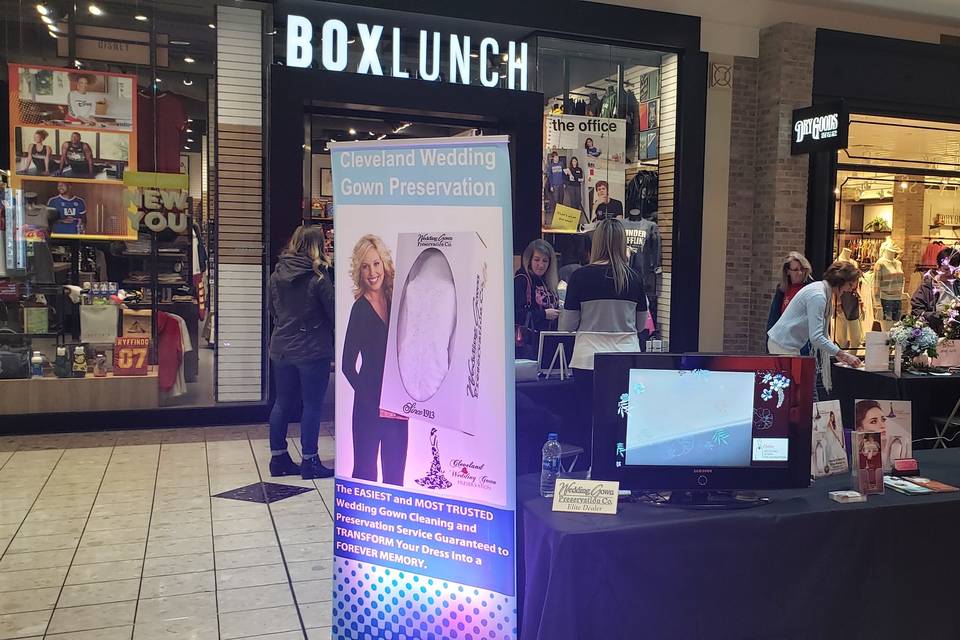 BoxLunch Comes to ​SouthPark Mall