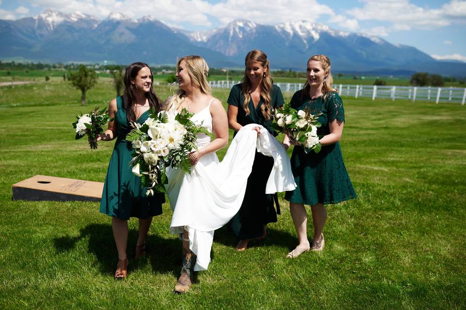 Spring Outdoor Wedding Arch