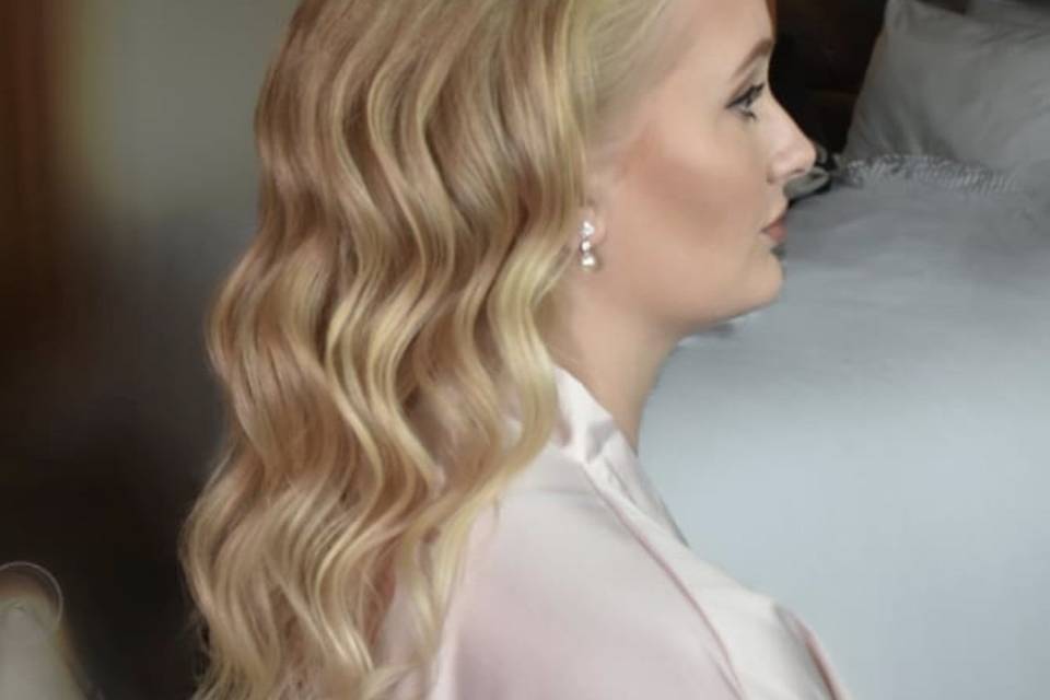 Hair with Waves
