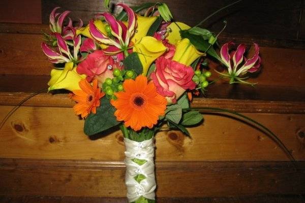 Amazing Day Bouquet Spring Flowers in Fitzgerald, GA - CLASSIC DESIGN  FLORIST