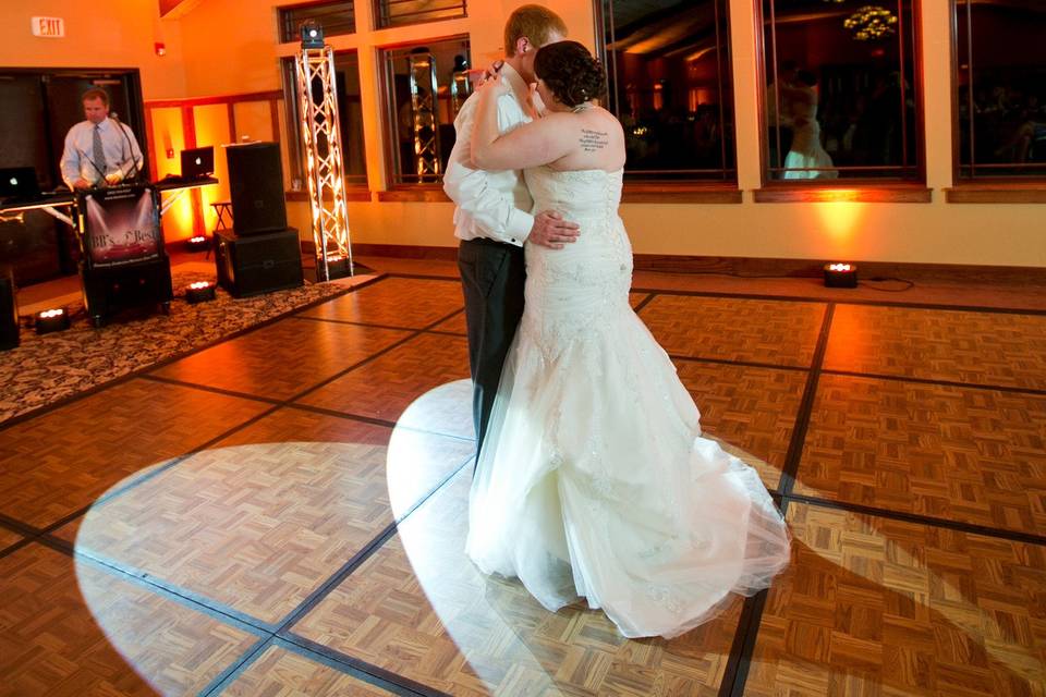 First Dance With Uplighting
