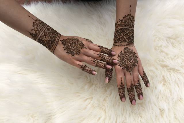 Lovely henna art