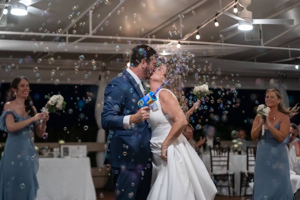 Bubbles on the Dance Floor