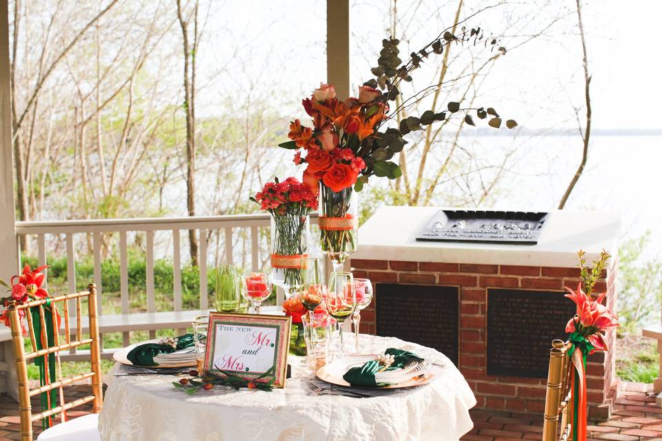 Sweetheart table