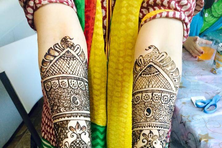 Ashu's Henna Art