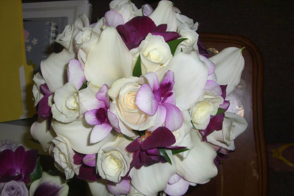 White and purple bouquet
