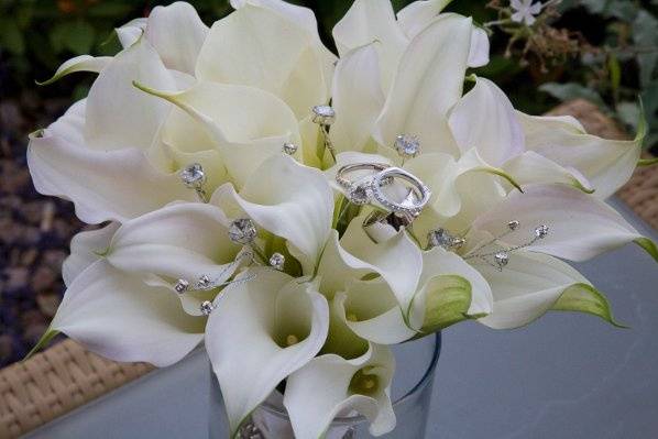 White Mini Calla Lilies with Rhinestones