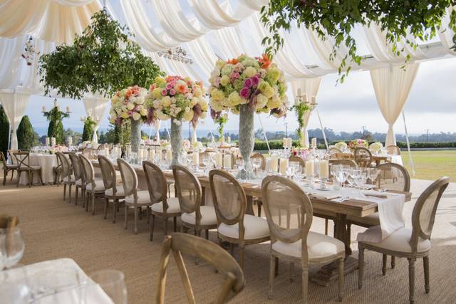 Wedding Reception Design By: La Fete Weddings
Photo by: Willa Kveta Photography