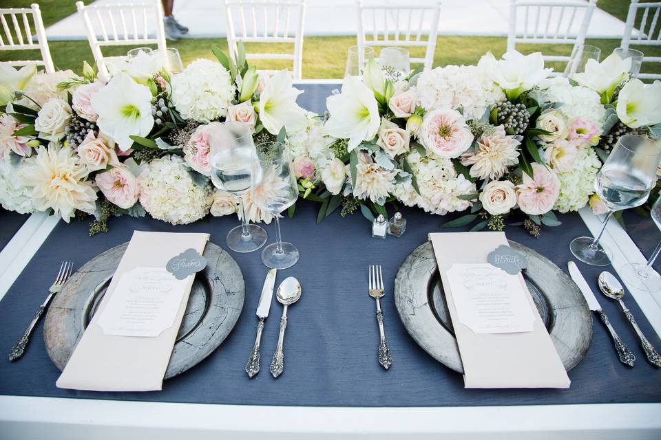 Wedding Reception Design By: La Fete Weddings
Photo by: Ashleigh Taylor Photography