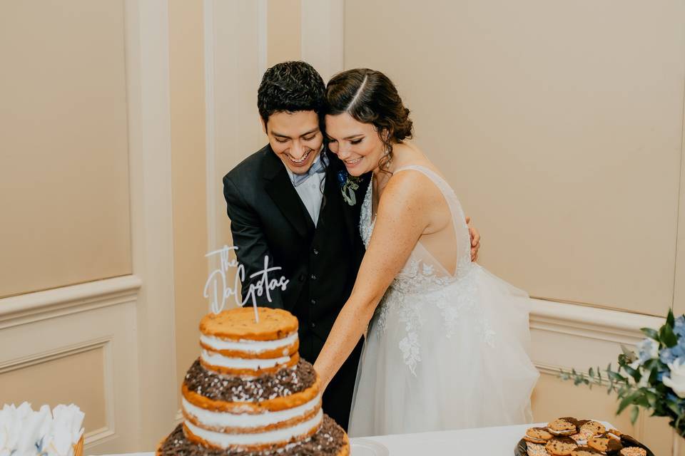 Cutting the cake