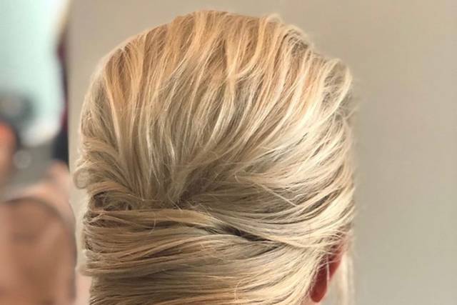 Textured wrap bun