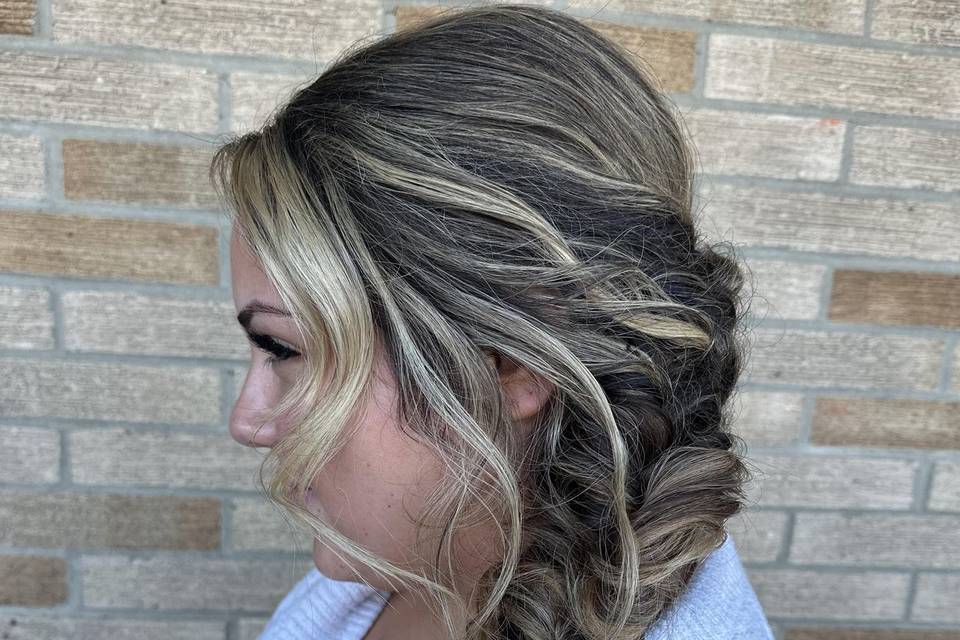 Hair By Lindsay Baxter