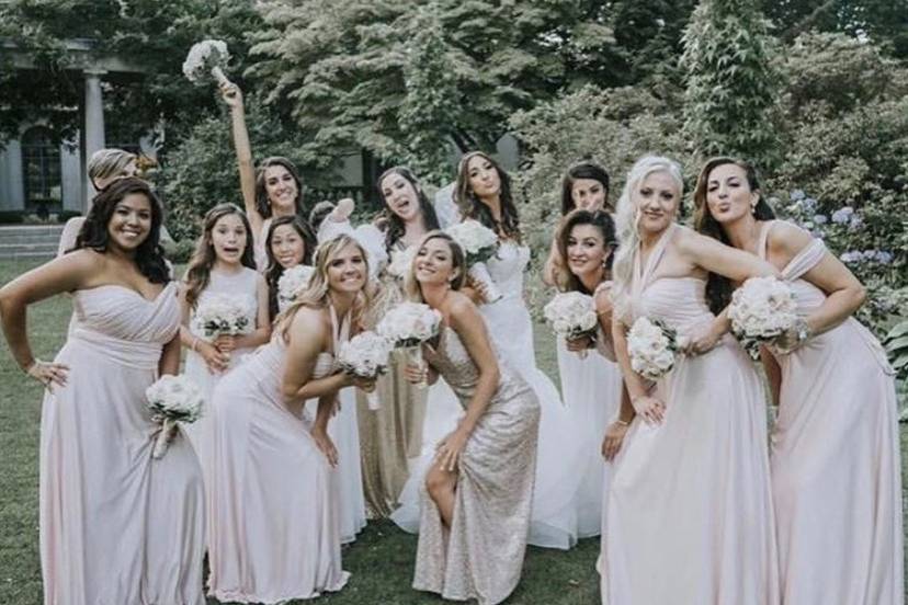 Gorgeous bridal party