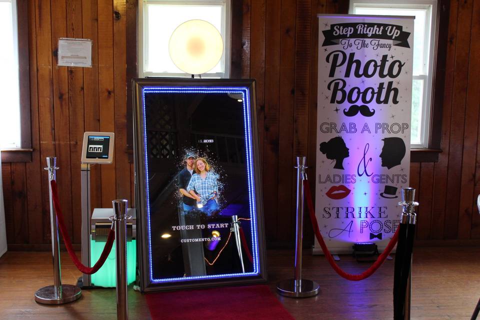 Magic Mirror Photo Booth