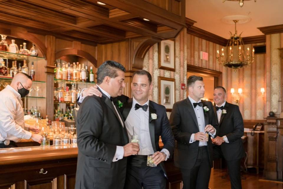 Groom Navy/Black & Groomsmen
